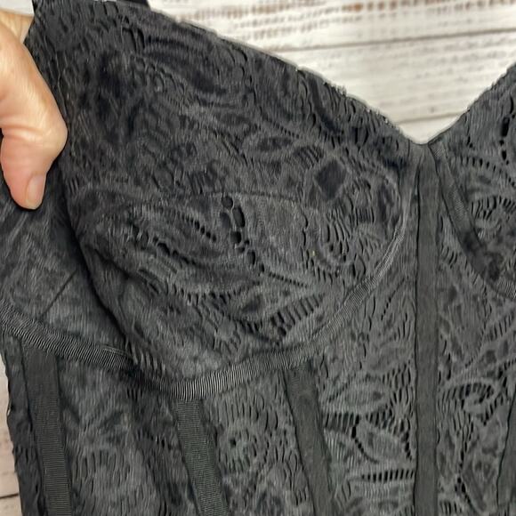 Monique Lhuillier Velvet Ruffle Hem Midi Dress Black Size 12 - Picture 7 of 8